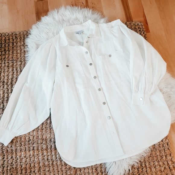 Topshop Nordstrom button up top - Picture 2 of 5